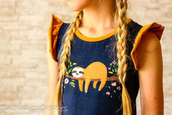 436 Child Panel Sloth Love Green