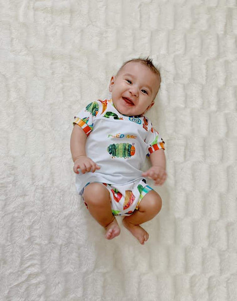 790O HC FEED ME HC on FAUX Oatmeal Child Panel