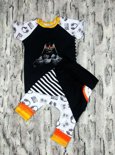 A1050 Hipster Darth w/Glasses Adult/Romper Panel (Galactic Battles)