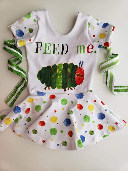 790O HC FEED ME HC on FAUX Oatmeal Child Panel