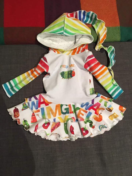 790O HC FEED ME HC on FAUX Oatmeal Child Panel